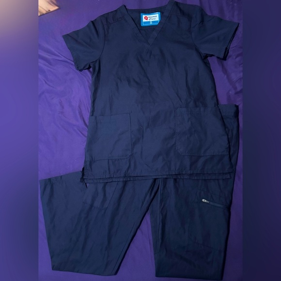 Women’s Scrubs Set Top & Bottom, Navy, Magnus Care Shirt & Pants, S, NEW - Picture 2 of 9